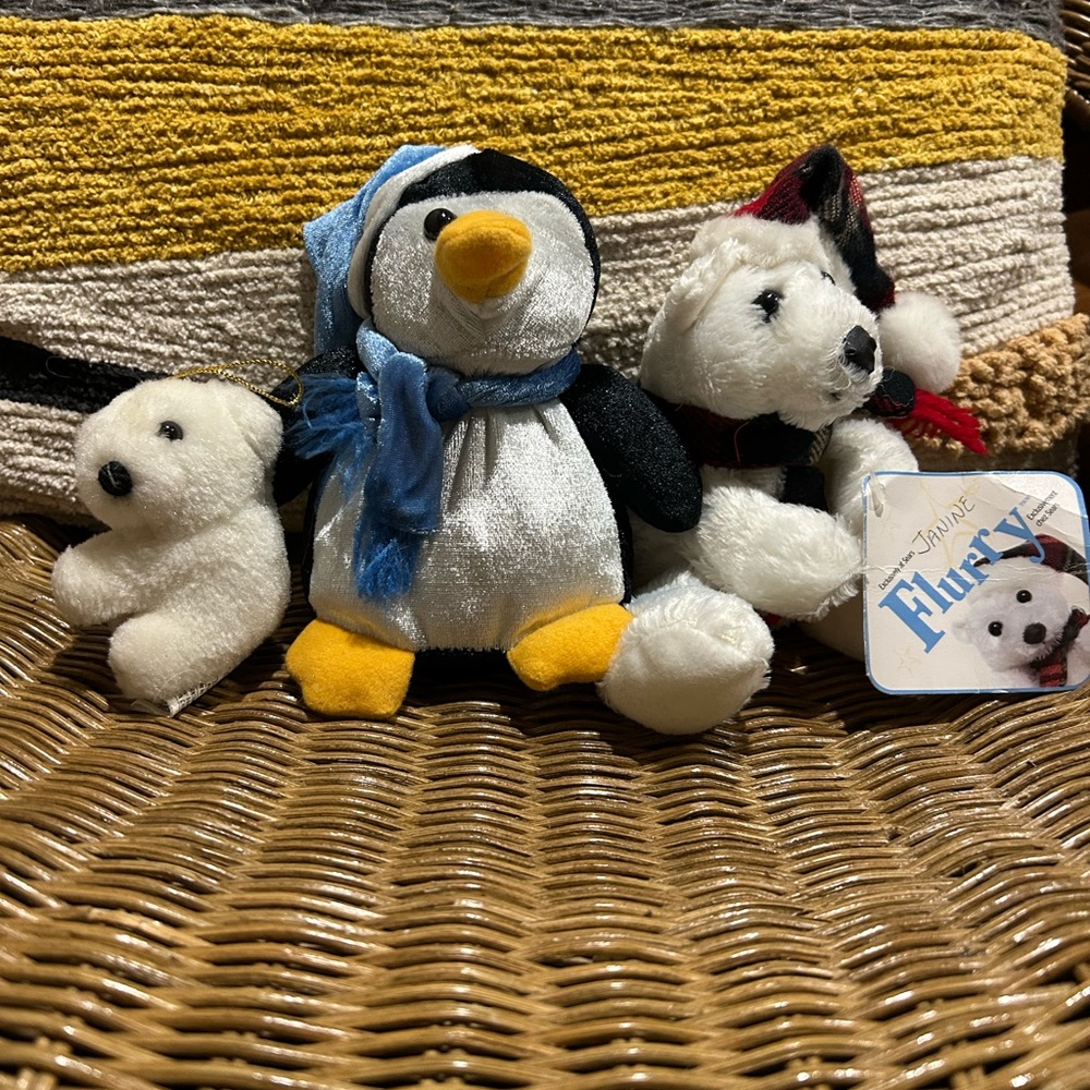 2/$20❤️- TOY | Christmas stuffed animals set of 3